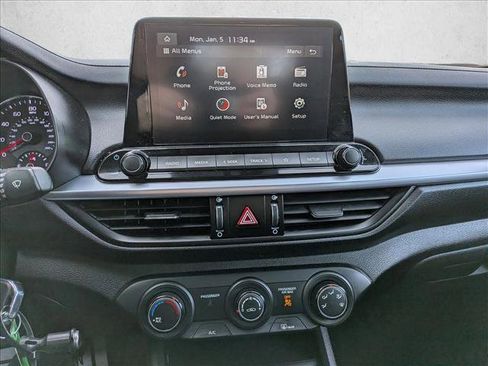 Used 2022 Kia Forte LXS image 12