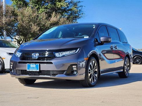 New 2026 Honda Odyssey Elite image 2