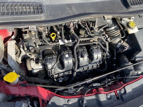 Used 2019 Ford Escape Titanium image 22