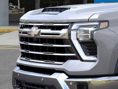 New 2026 Chevrolet Silverado 3500 LTZ image 13