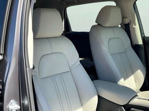 Certified 2026 Honda HR-V EX-L image 17