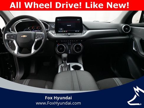 Used 2025 Chevrolet Blazer LT image 5