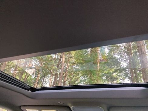 Used 2024 Ford Explorer ST w/ Equipment Group 401A image 27