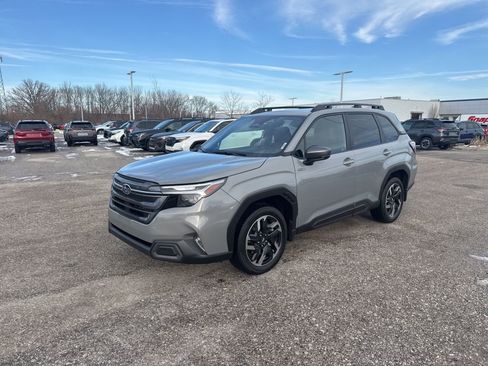 Certified 2025 Subaru Forester Limited image 1