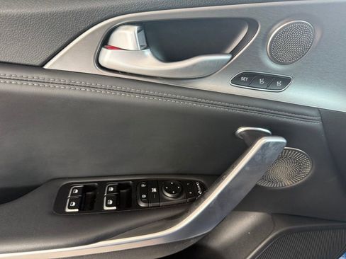 Used 2020 Kia Stinger GT2 image 12