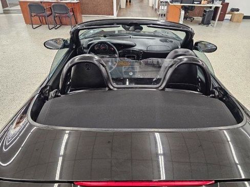 Used 2000 Porsche Boxster RWD image 36