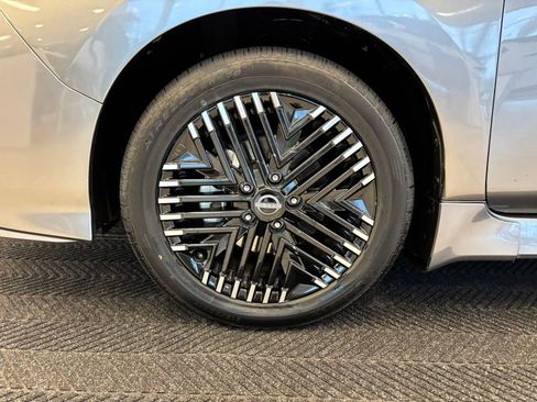 Used 2023 Nissan Leaf SV Plus image 12