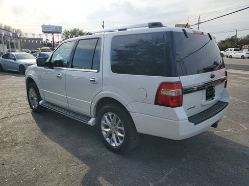 Used 2017 Ford Expedition Limited image 3