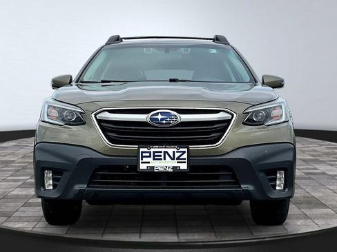 Used 2021 Subaru Outback Premium AWD/4WD image 2
