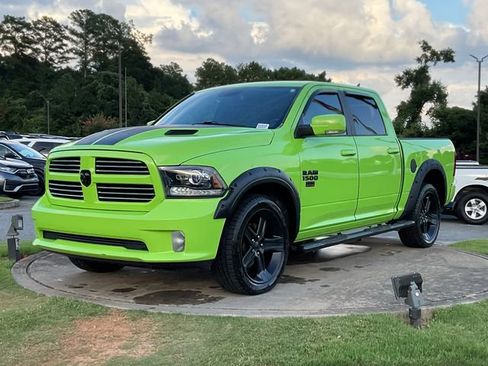 Used 2017 RAM 1500 Sport RWD image 3