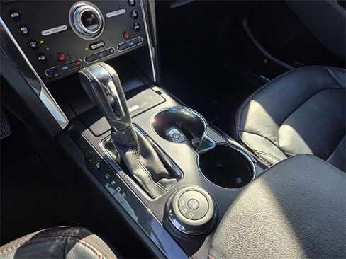 Used 2019 Ford Explorer Sport image 22
