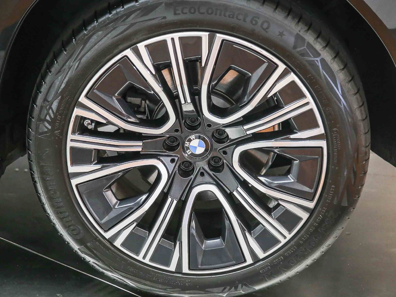 Used 2026 BMW X3 xDrive30i w/ Premium Package AWD/4WD image 11