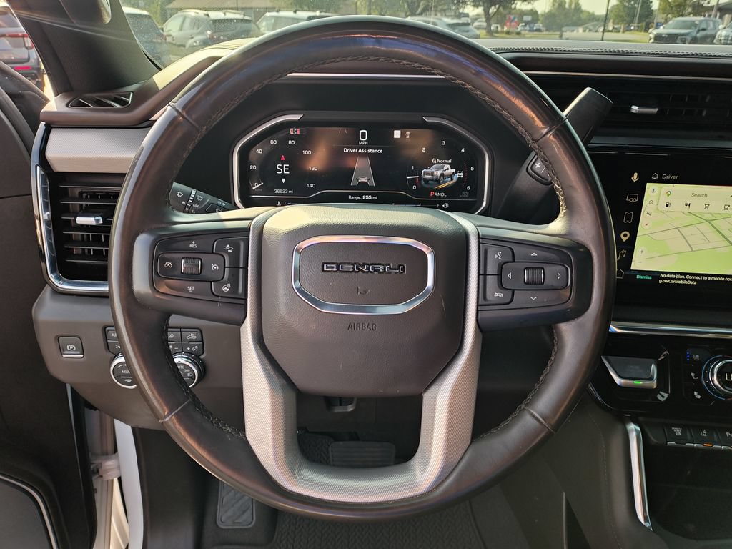 Used 2024 GMC Sierra 2500 Denali w/ Denali Reserve Package AWD/4WD image 17