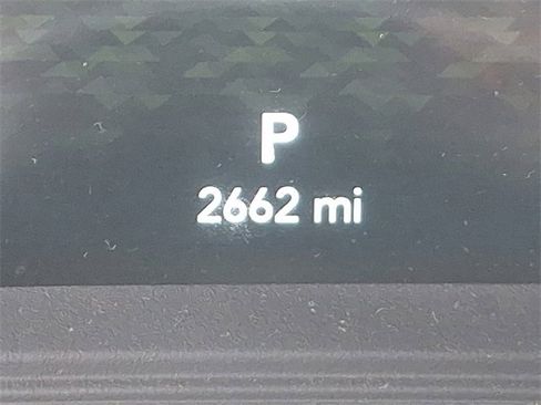 Used 2024 Jeep Wrangler Rubicon w/ Technology Group image 20