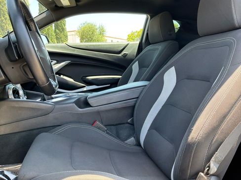 Used 2021 Chevrolet Camaro LT w/ RS Package RWD image 17