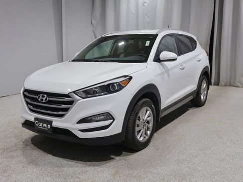 Used 2017 Hyundai Tucson SE w/ SE Popular Package 02 AWD/4WD image 6