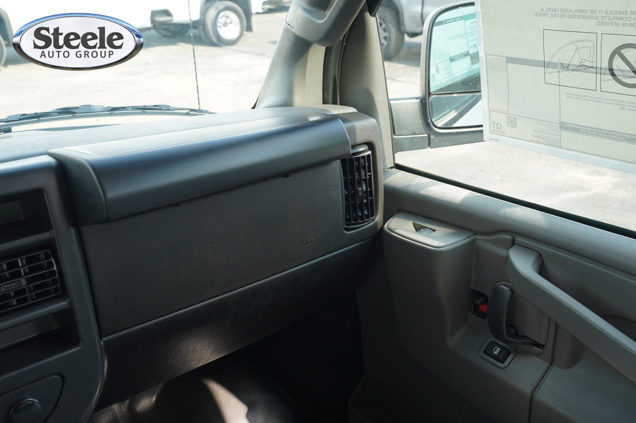 New 2026 GMC Savana 2500 Extended w/ Driver Convenience Package RWD image 8