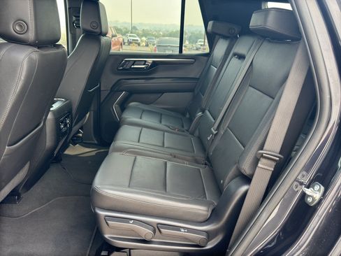 Used 2025 Chevrolet Tahoe Z71 AWD/4WD image 7