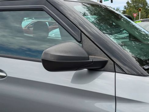 Used 2023 Chevrolet TrailBlazer LS FWD image 13