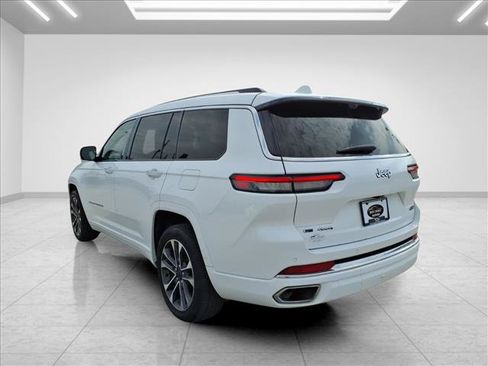 Used 2021 Jeep Grand Cherokee L Overland w/ Advanced Protech Group III AWD/4WD image 8