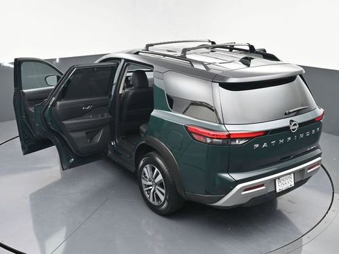Used 2023 Nissan Pathfinder SL image 43