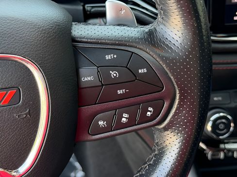 Used 2023 Dodge Durango GT AWD/4WD image 38