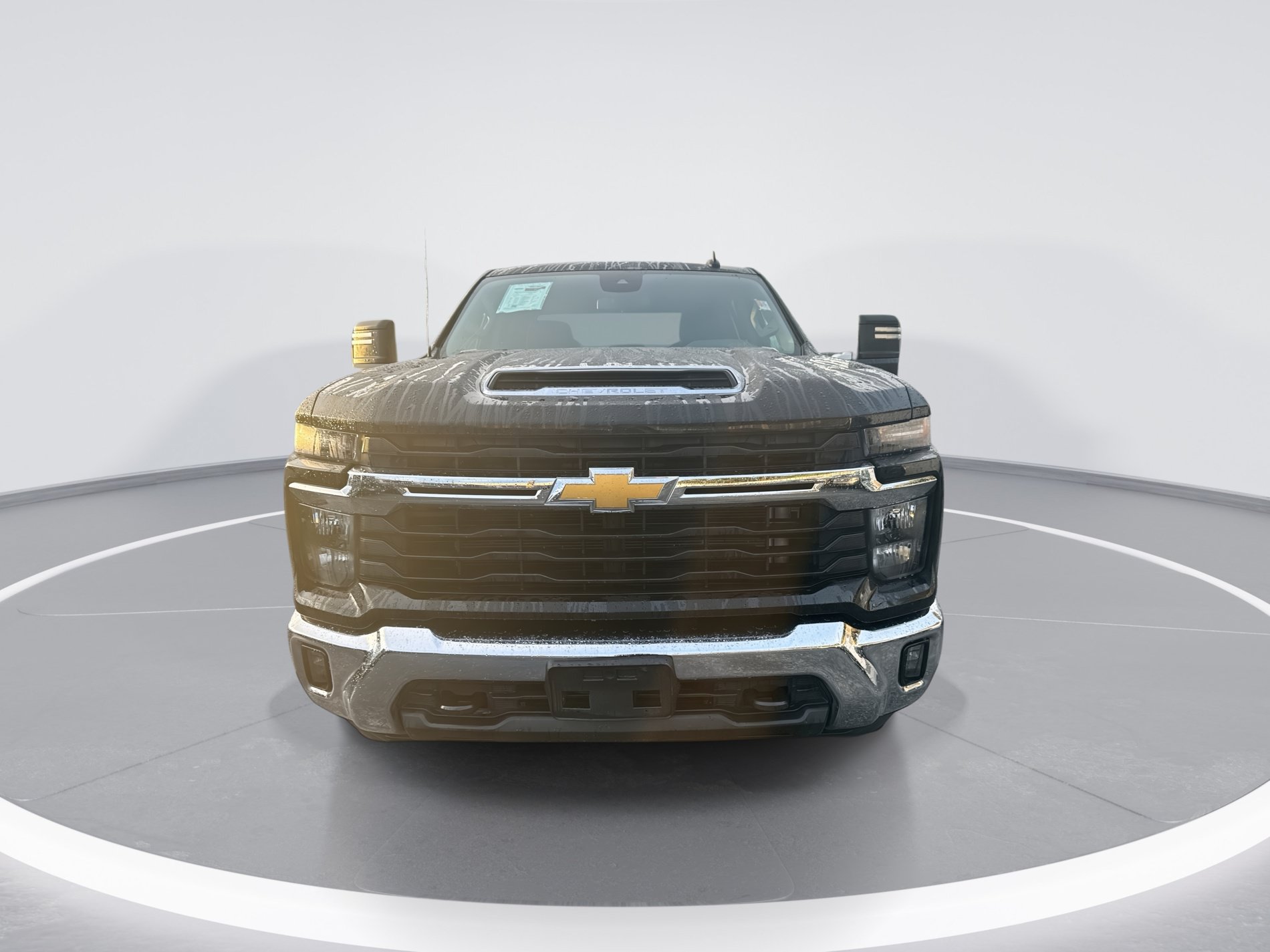 Used 2025 Chevrolet Silverado 2500 LT w/ Convenience Package AWD/4WD image 9