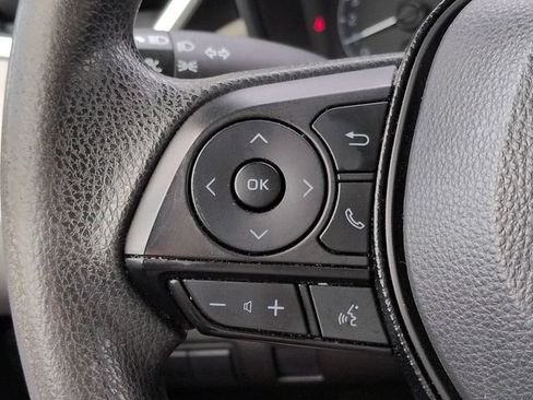 Used 2021 Toyota Corolla LE w/ LE Convenience Package FWD image 22