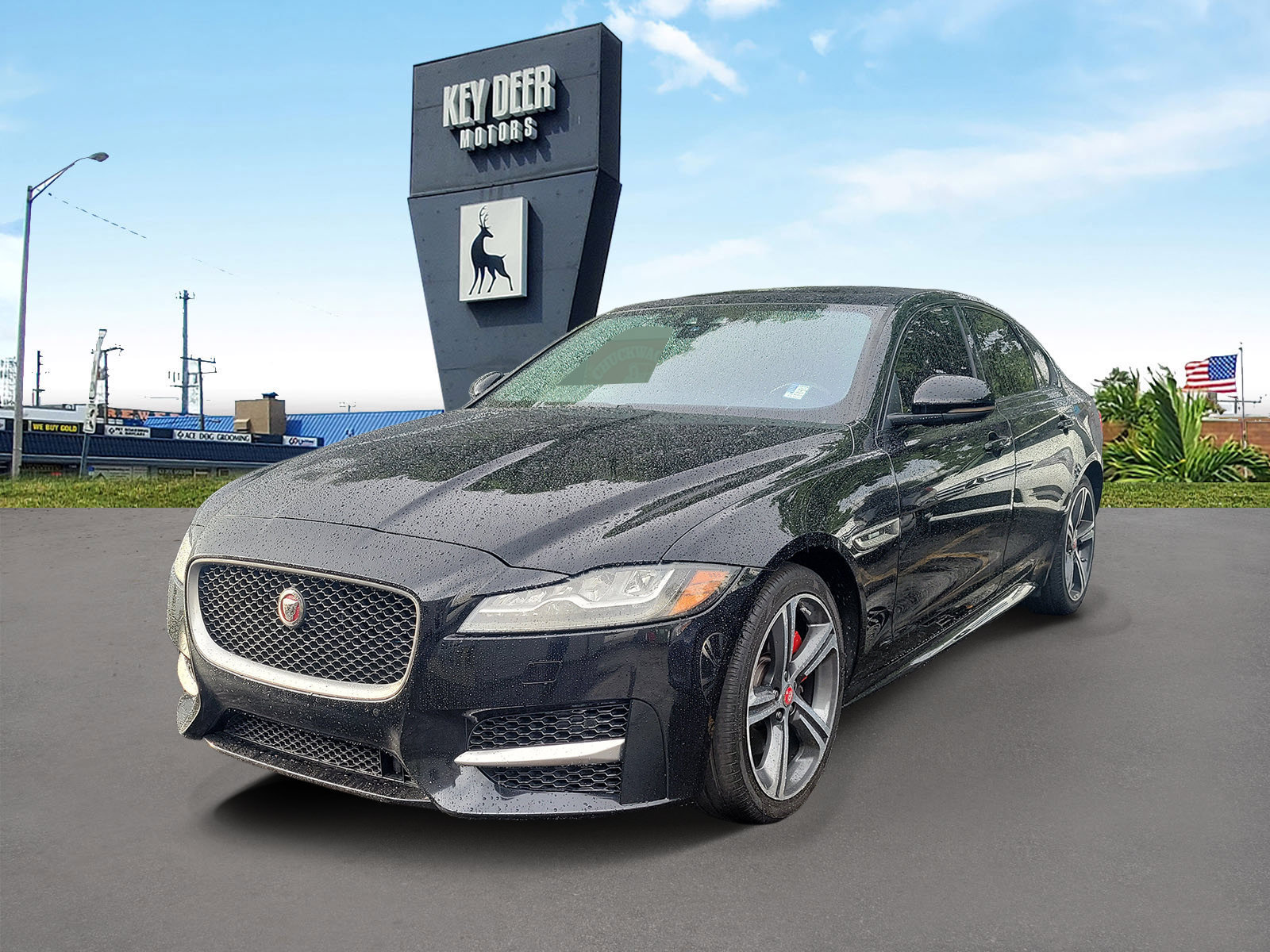 Used 2019 Jaguar XF R-Sport AWD/4WD image 1