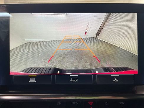 Used 2025 Chevrolet Silverado 2500 LT w/ Leather Package image 27