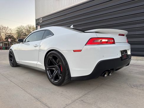 Used 2014 Chevrolet Camaro ZL1 RWD image 1