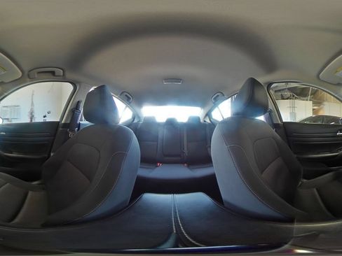 Used 2025 Nissan Altima 2.5 SV FWD image 42