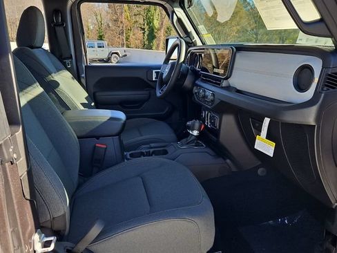 New 2026 Jeep Wrangler Sport AWD/4WD image 27