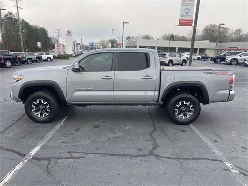 Used 2020 Toyota Tacoma TRD Off-Road image 17