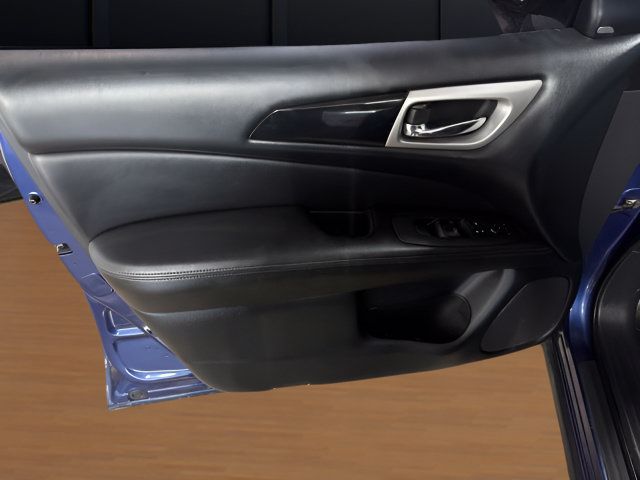Used 2020 Nissan Pathfinder SV FWD image 11
