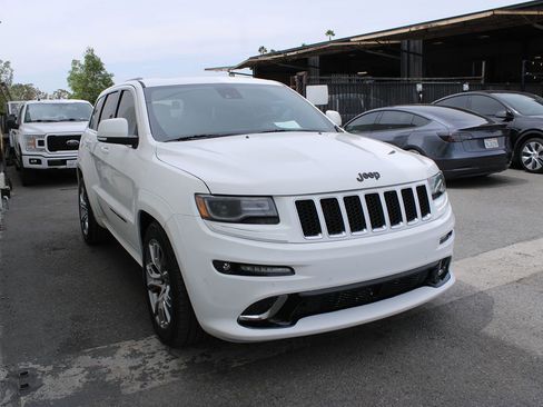 Used 2015 Jeep Grand Cherokee SRT w/ Luxury Group II image 1