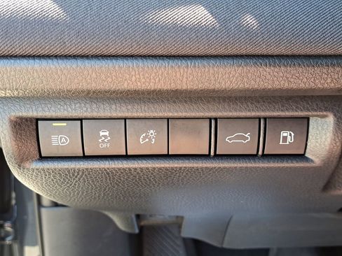 Used 2026 Toyota Camry LE w/ Convenience Package image 28