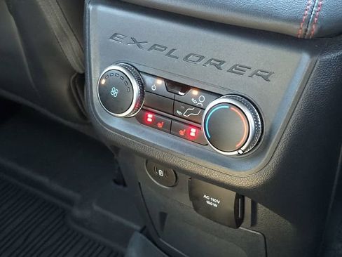 Used 2025 Ford Explorer ST-Line w/ Premium Package image 20