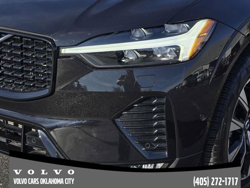 Certified 2025 Volvo XC60 B5 Plus w/ Protection Package Premier image 8