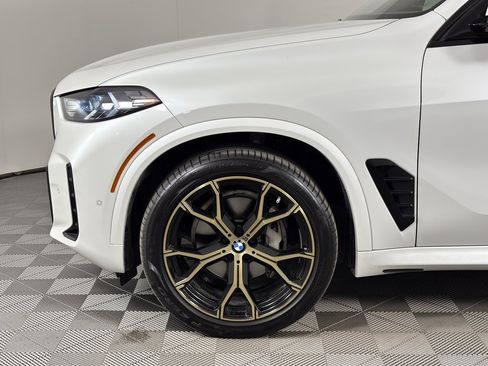 Used 2024 BMW X5 sDrive40i w/ M Sport Package RWD image 13