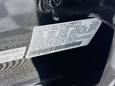 Used 2024 Acura MDX SH-AWD w/ Technology Package image 27