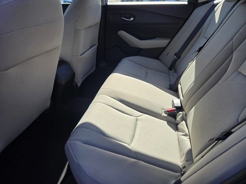 Used 2023 Honda Accord EX image 16