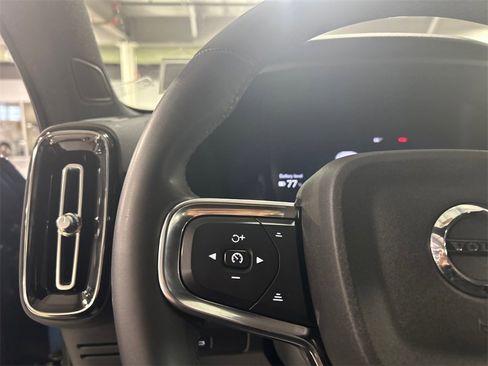 Certified 2023 Volvo XC40 Recharge Plus image 13