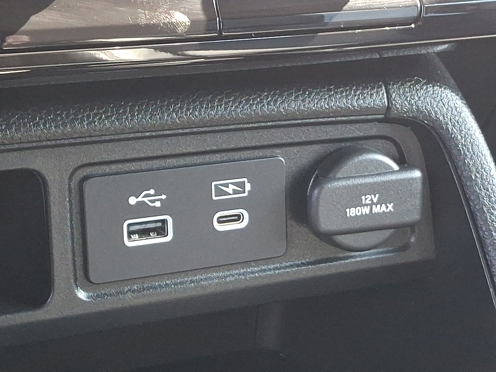 Used 2025 Honda Pilot EX-L image 24