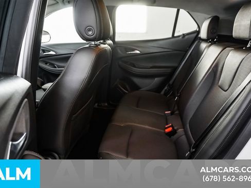 Used 2025 Buick Encore GX Preferred FWD image 17