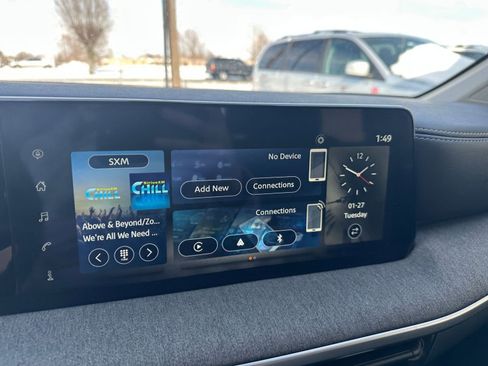 Used 2025 Nissan Kicks SV image 20