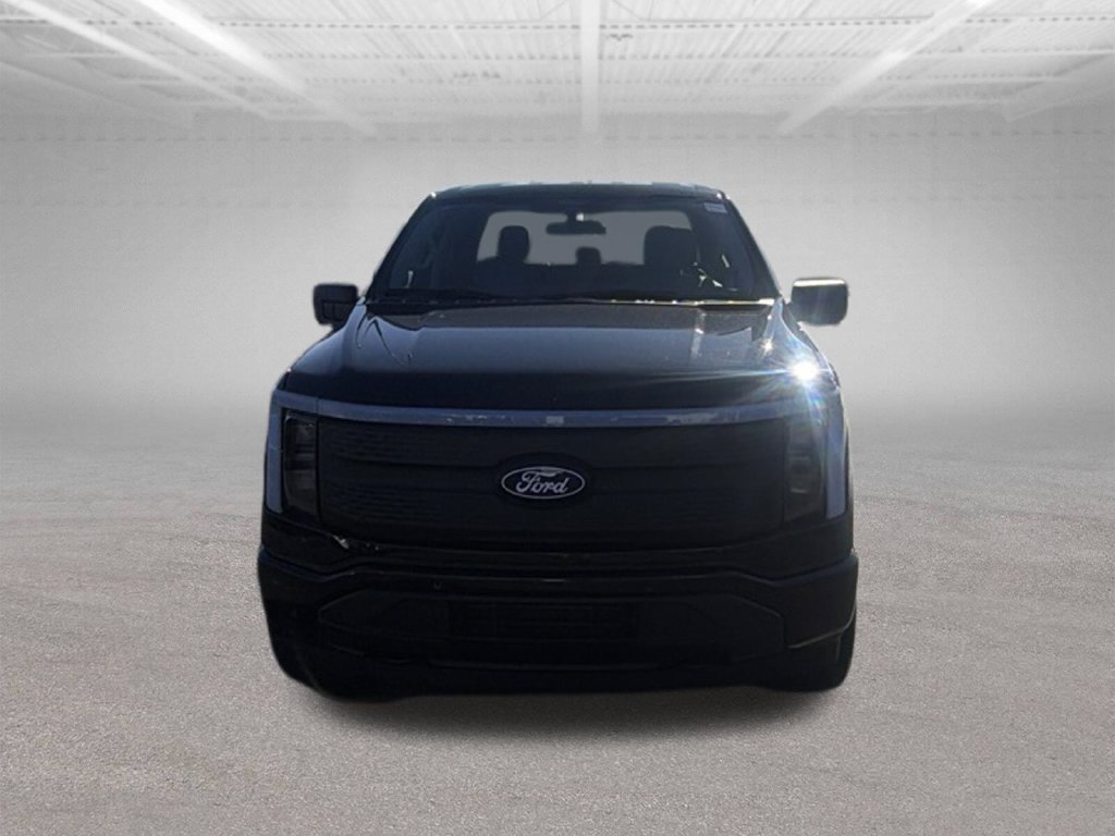 Used 2025 Ford F150 Lightning Flash AWD/4WD image 3