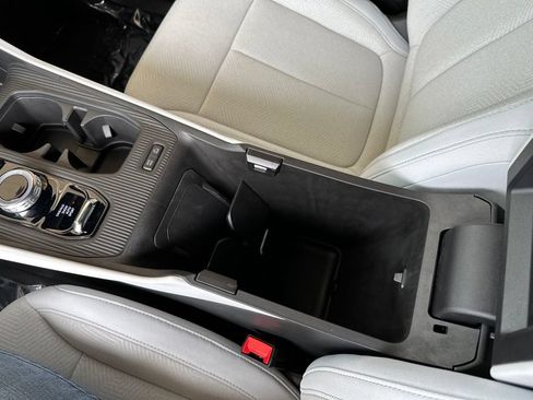 New 2026 Jeep Cherokee Laredo AWD/4WD image 28