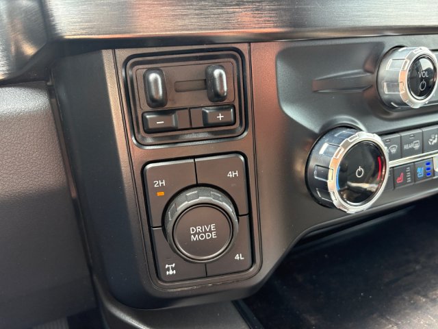 Certified 2023 Ford F350 Lariat w/ Lariat Ultimate Package AWD/4WD image 18