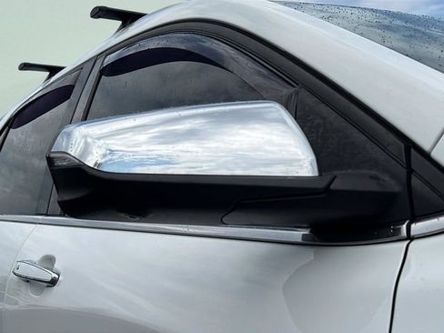 Used 2019 Chevrolet Equinox Premier AWD/4WD image 29